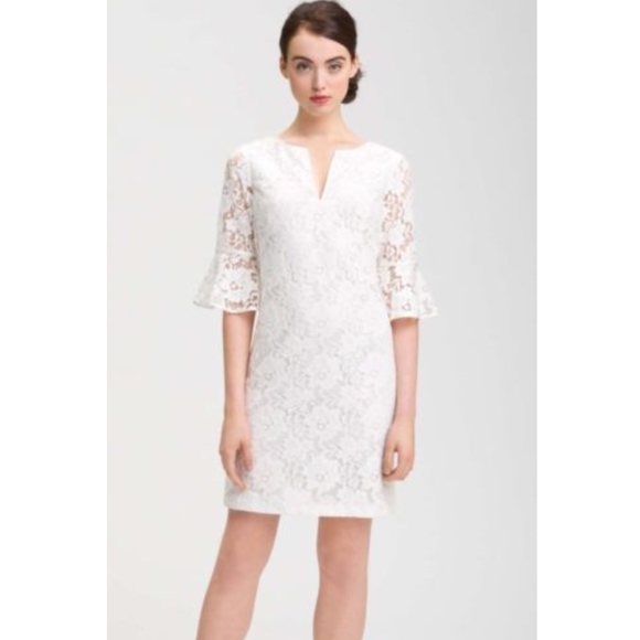 Adrianna Papell Dresses & Skirts - Adrianna Papell Lace Shift Dress Size 6 White J779
